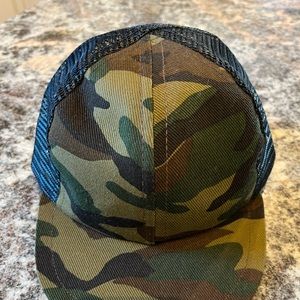 Toodler George hat , camo